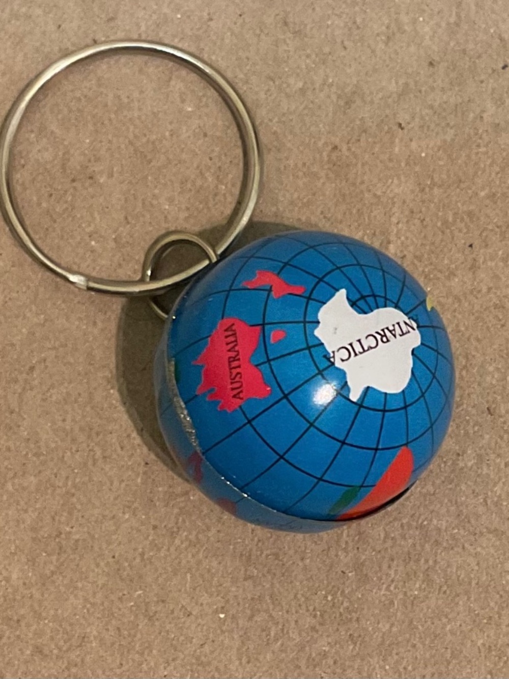 Globe Keychain 🌎 🔑